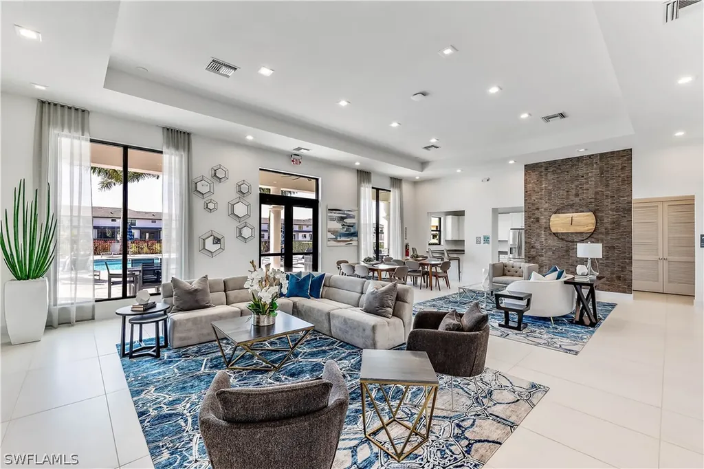 7344 Rockefeller Drive Naples FL 34119