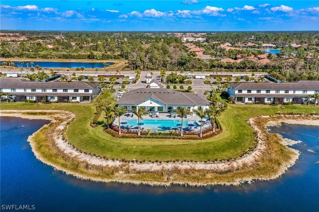 7344 Rockefeller Drive Naples FL 34119