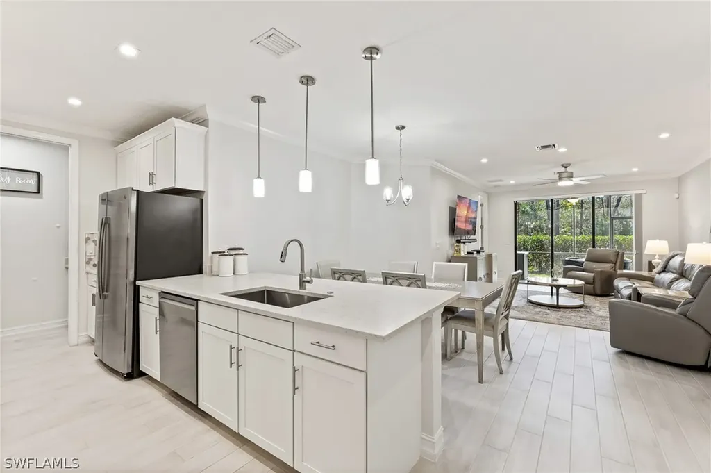 7344 Rockefeller Drive Naples FL 34119