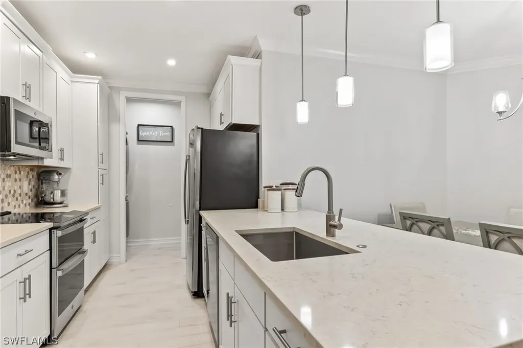 7344 Rockefeller Drive Naples FL 34119