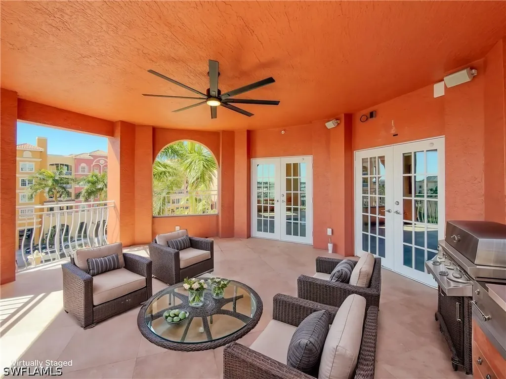 451 Bayfront Place Naples FL 34102