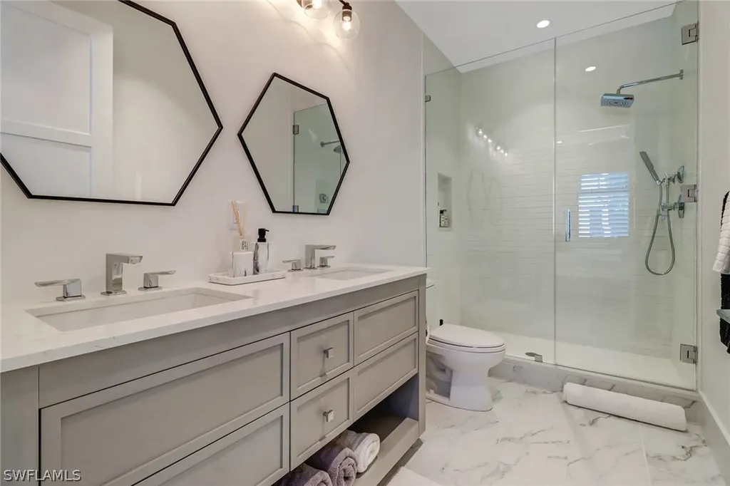 850 Central Avenue Naples FL 34102