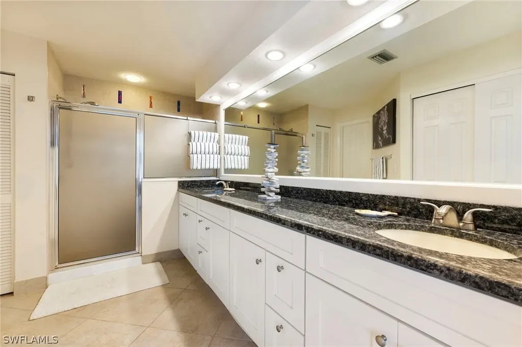 515 Beachwalk Circle Naples FL 34108
