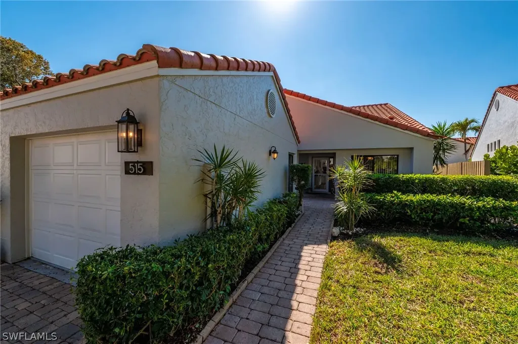 515 Beachwalk Circle Naples FL 34108