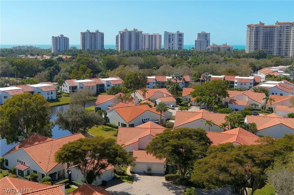 515 Beachwalk Circle Naples FL 34108