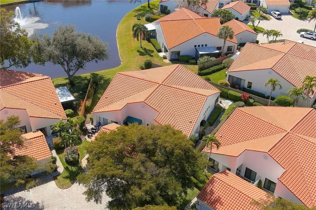 515 Beachwalk Circle Naples FL 34108