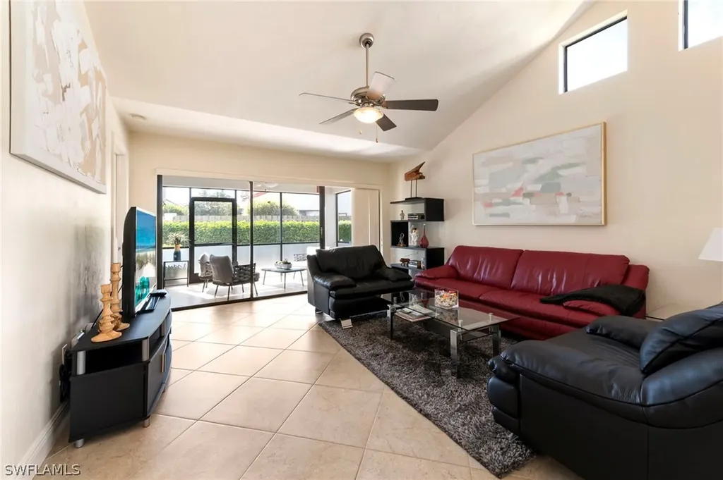 515 Beachwalk Circle Naples FL 34108