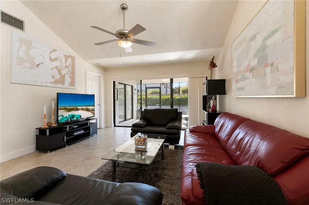 515 Beachwalk Circle Naples FL 34108
