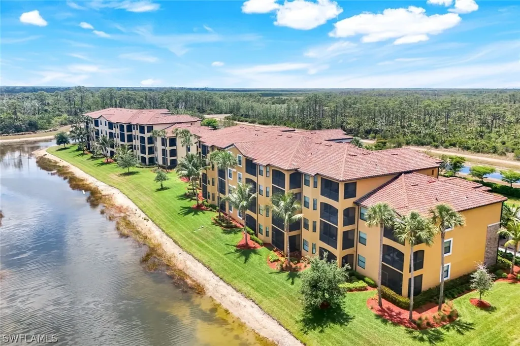 9590 Trevi Court Naples FL 34113