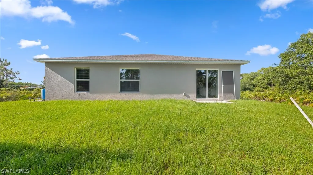 919 Sara Avenue N Lehigh Acres FL 33971