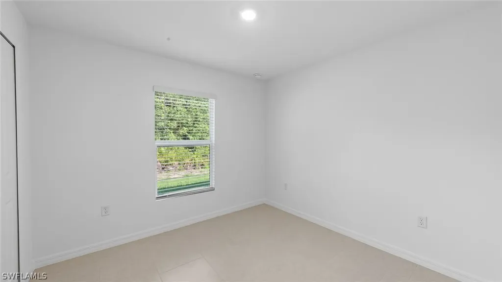 919 Sara Avenue N Lehigh Acres FL 33971