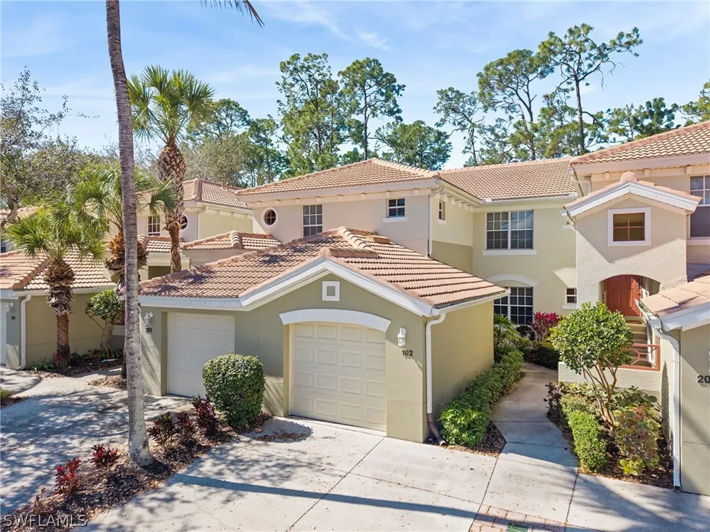 1672 Tarpon Bay Drive S Naples FL 34119