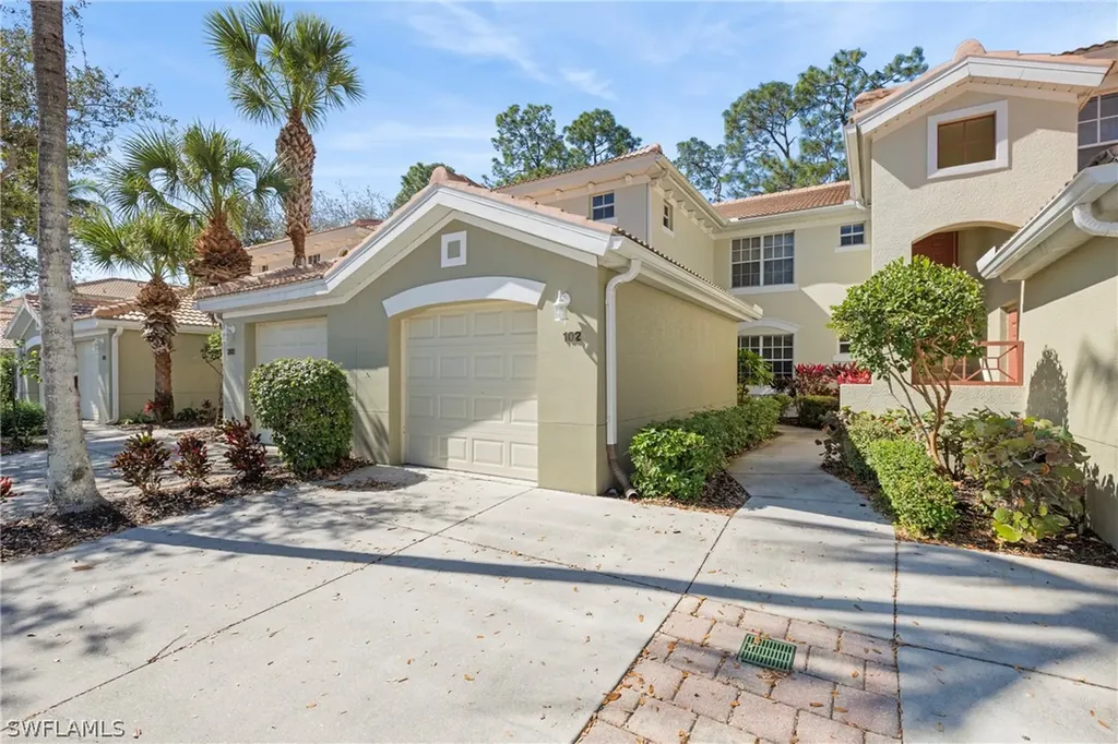 1672 Tarpon Bay Drive S Naples FL 34119