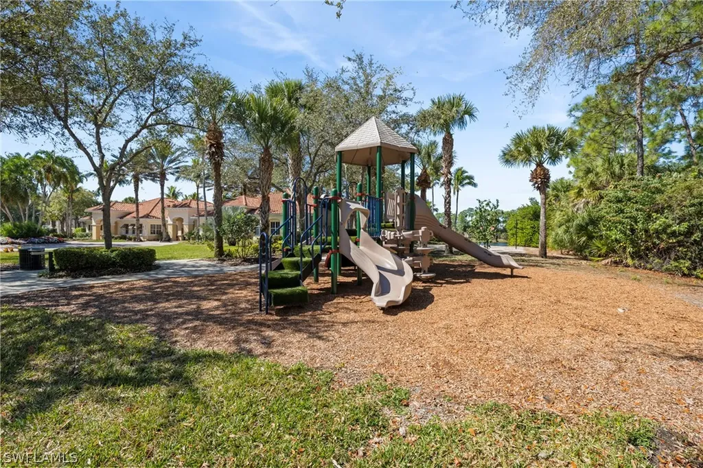 1672 Tarpon Bay Drive S Naples FL 34119
