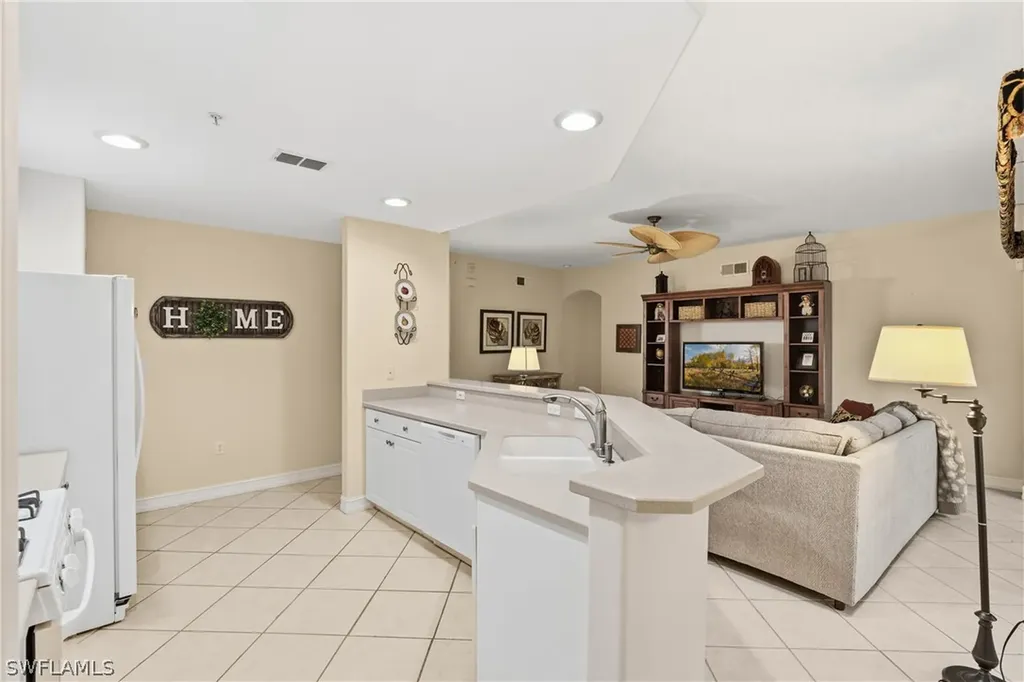 1672 Tarpon Bay Drive S Naples FL 34119