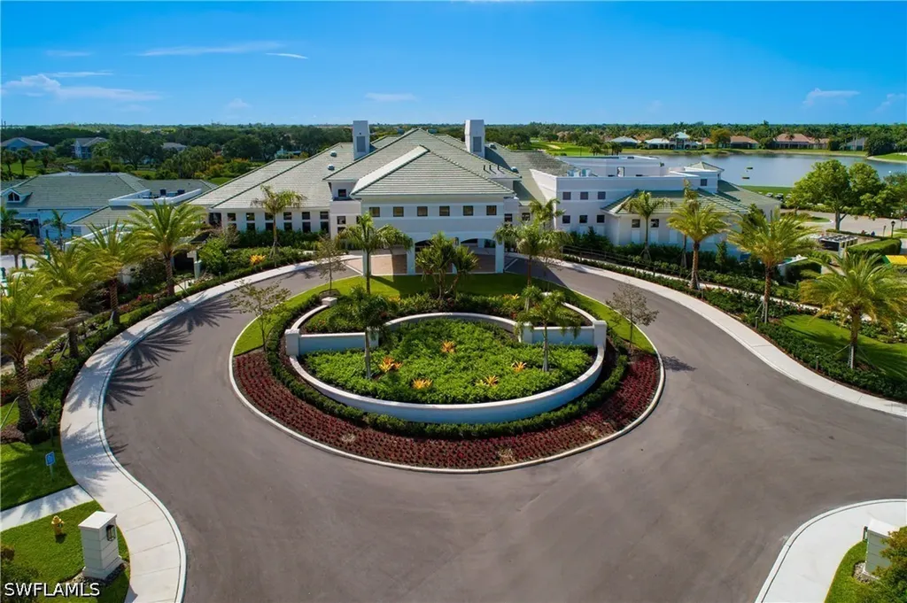 3099 Lancaster Drive Naples FL 34105