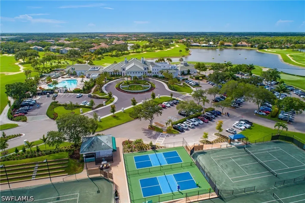 3099 Lancaster Drive Naples FL 34105