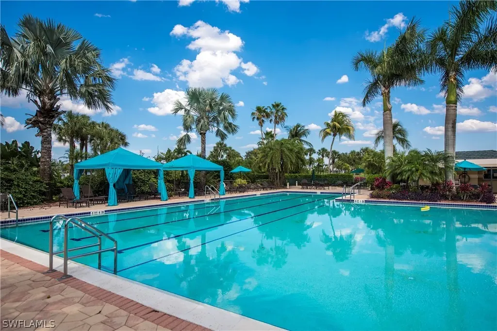 3099 Lancaster Drive Naples FL 34105