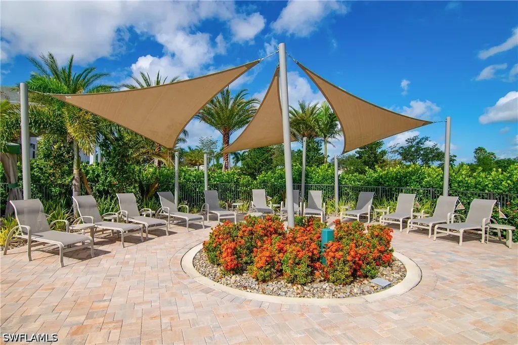 3099 Lancaster Drive Naples FL 34105