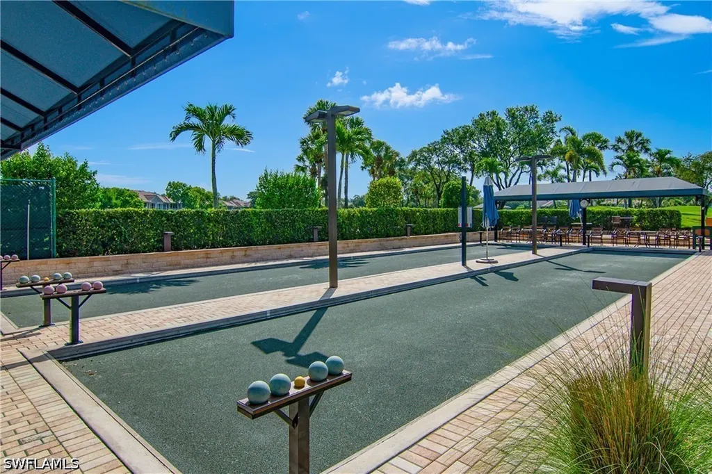 3099 Lancaster Drive Naples FL 34105