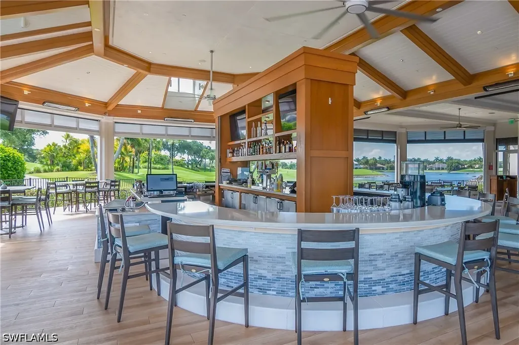 3099 Lancaster Drive Naples FL 34105