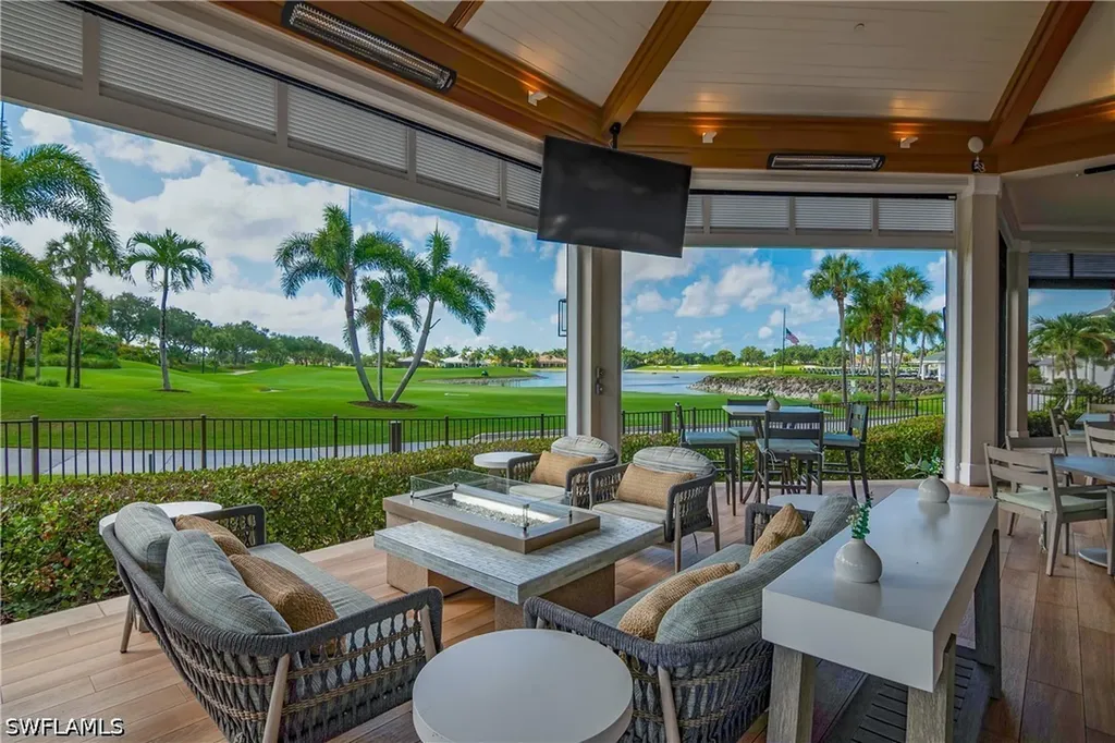 3099 Lancaster Drive Naples FL 34105
