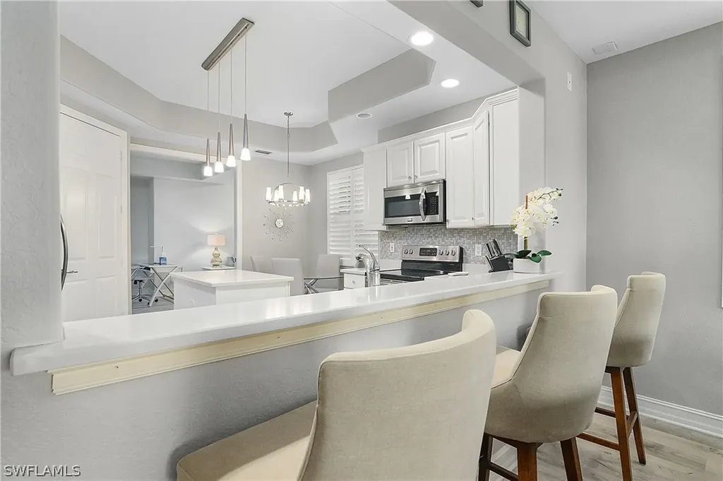 3099 Lancaster Drive Naples FL 34105