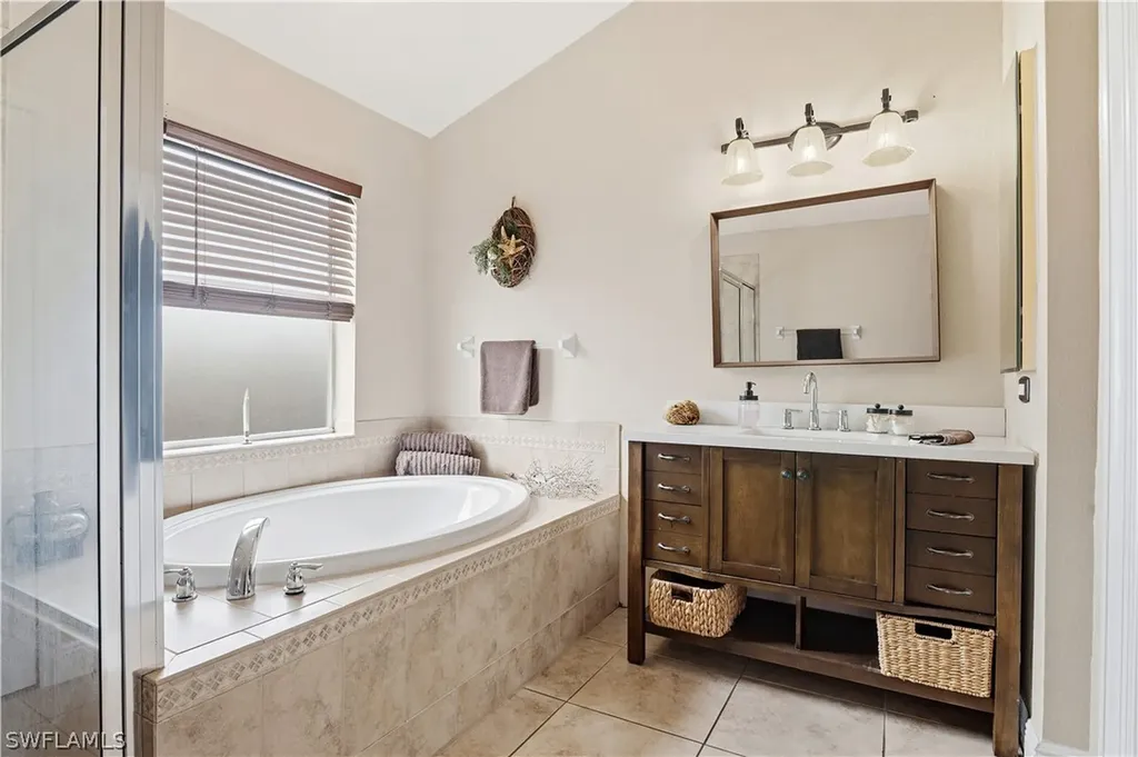 2622 SW 35th Lane Cape Coral FL 33914