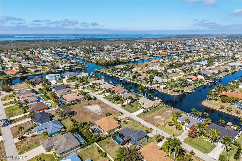 2622 SW 35th Lane Cape Coral FL 33914