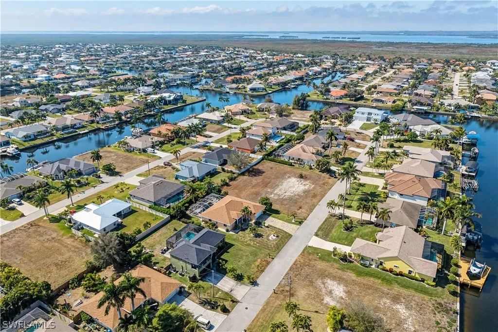 2622 SW 35th Lane Cape Coral FL 33914