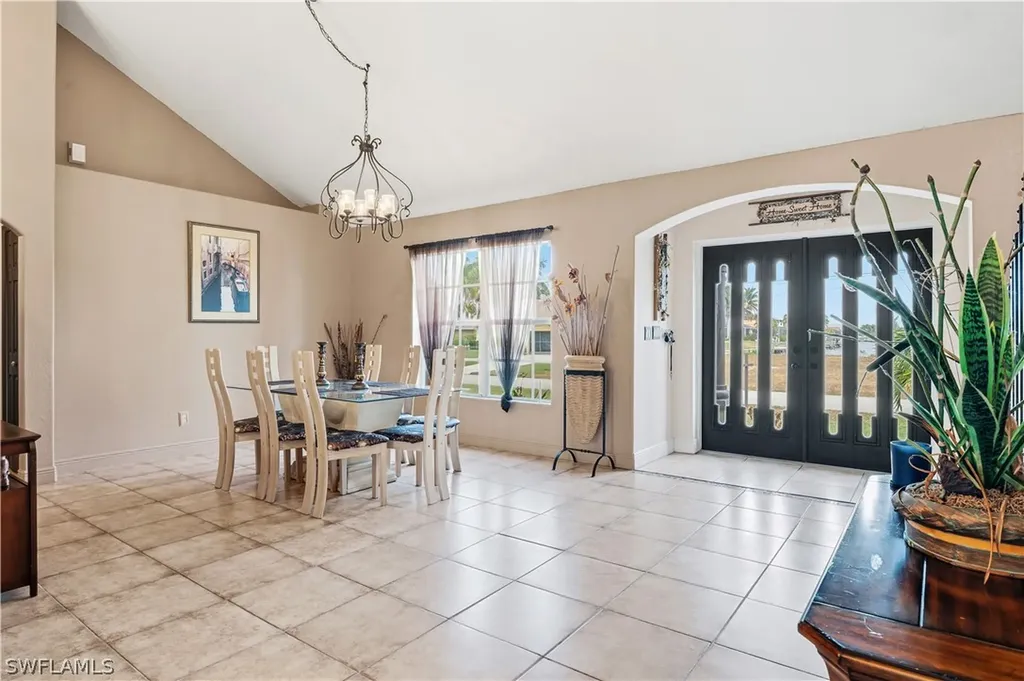 2622 SW 35th Lane Cape Coral FL 33914