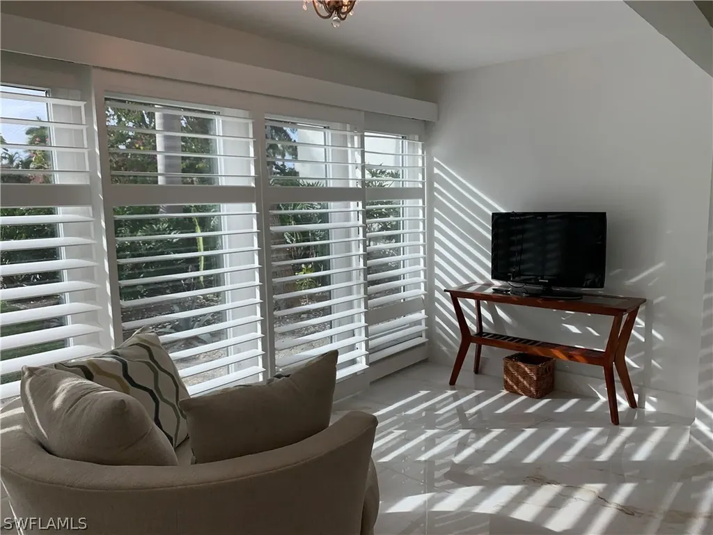 4082 Belair Lane Naples FL 34103