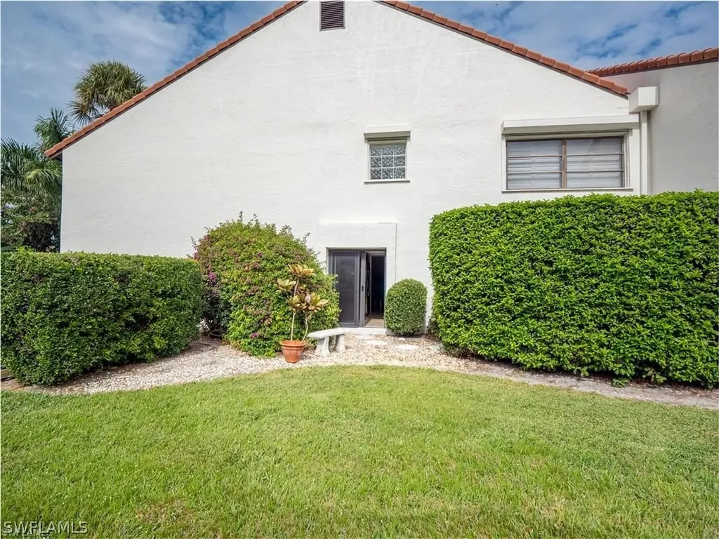 4082 Belair Lane Naples FL 34103