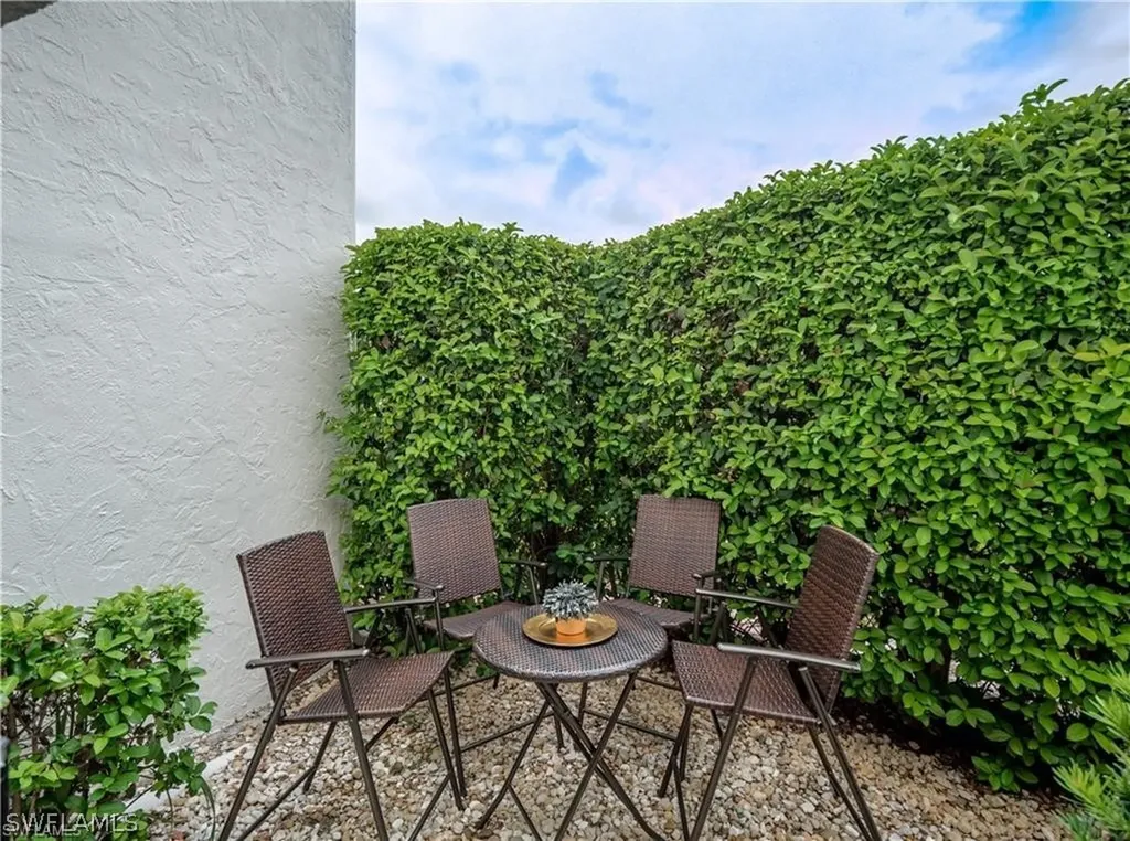 4082 Belair Lane Naples FL 34103