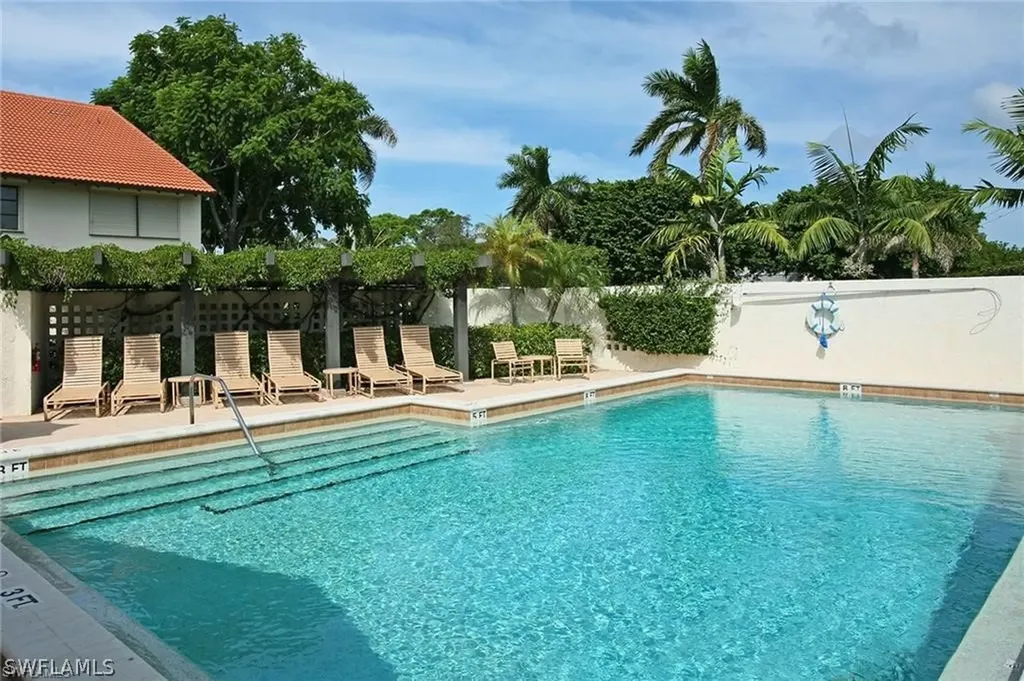 4082 Belair Lane Naples FL 34103