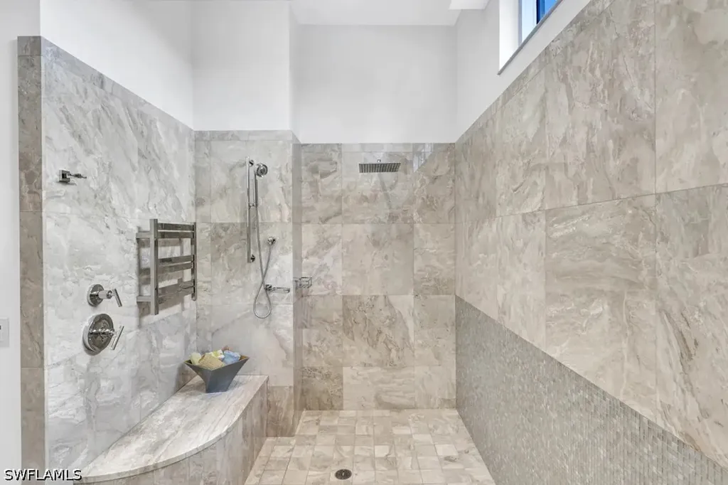 13675 Vanderbilt Drive Naples FL 34110