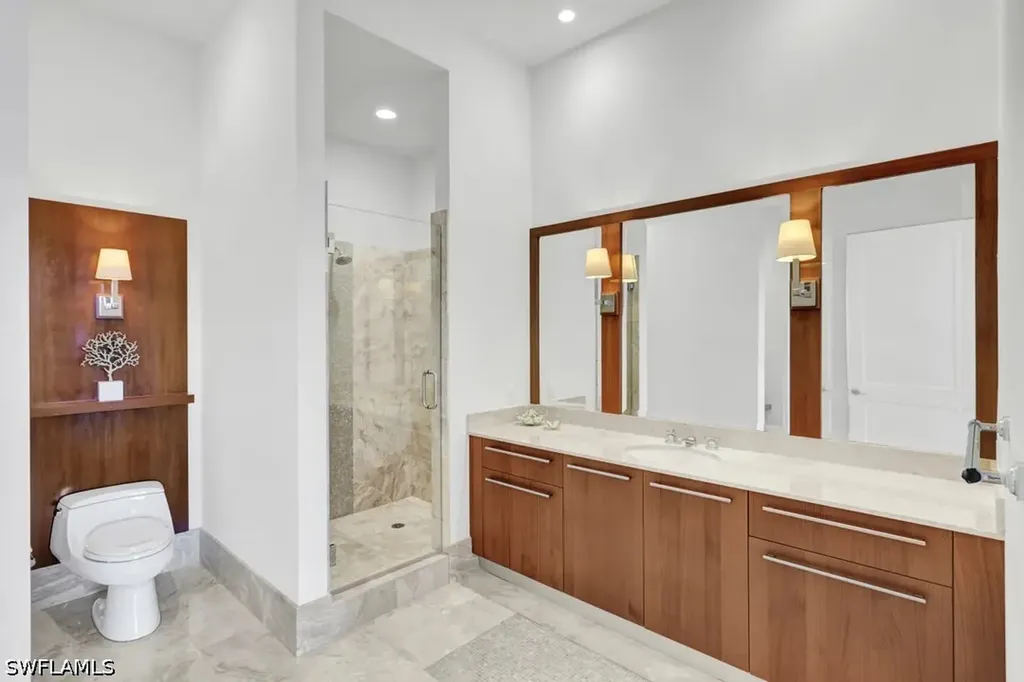 13675 Vanderbilt Drive Naples FL 34110