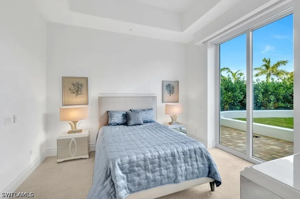 13675 Vanderbilt Drive Naples FL 34110