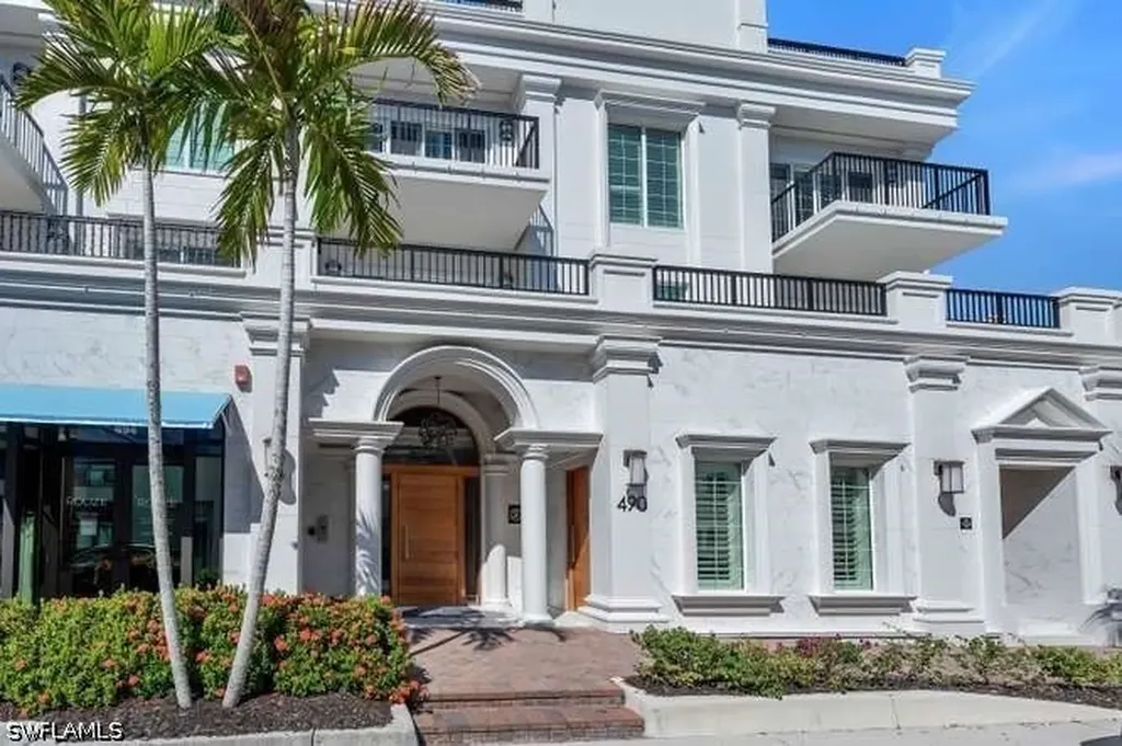 490 5th Street S Naples FL 34102