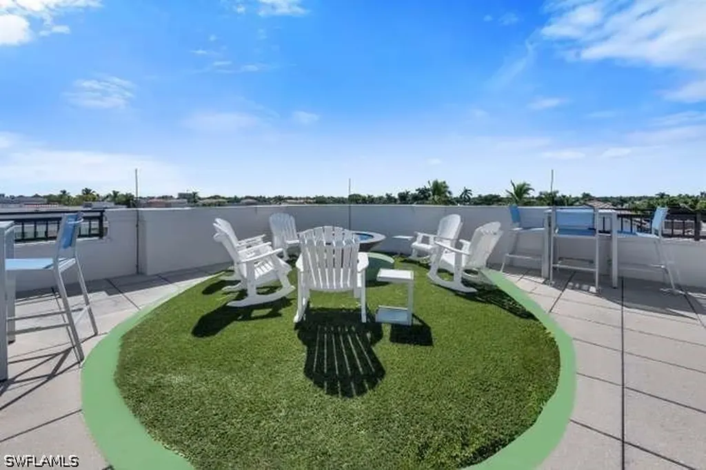 490 5th Street S Naples FL 34102
