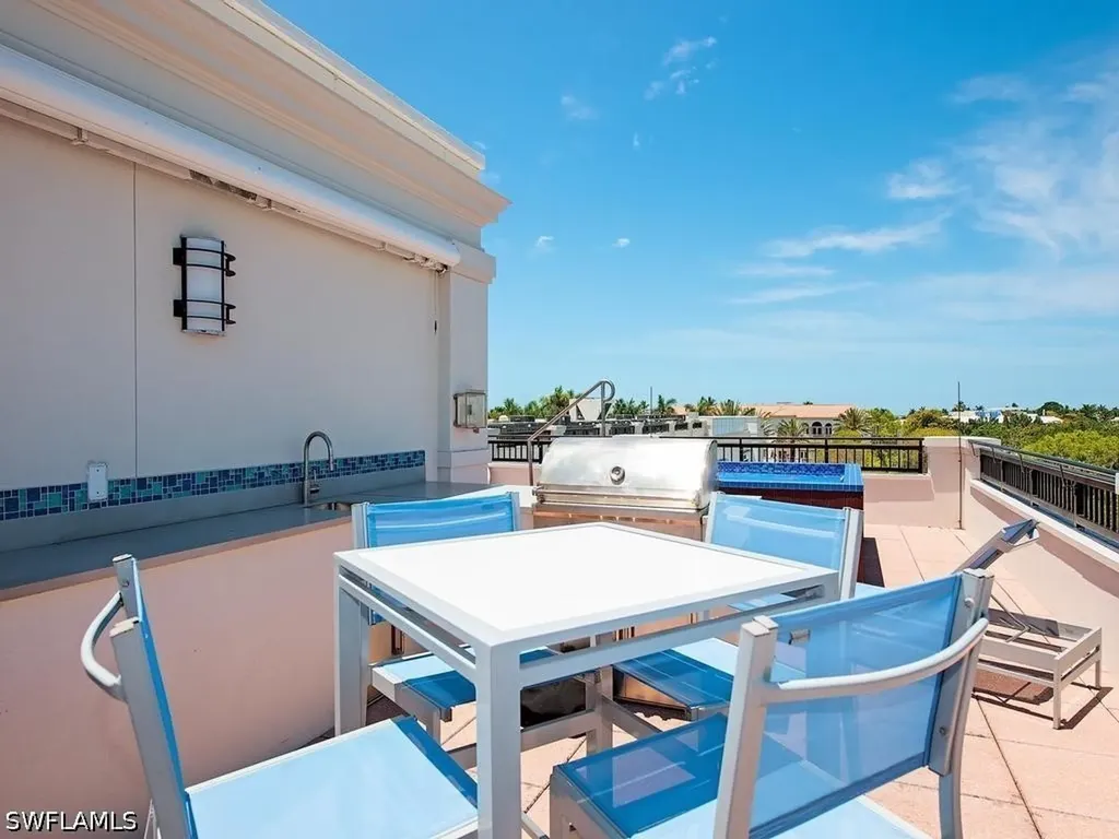 490 5th Street S Naples FL 34102