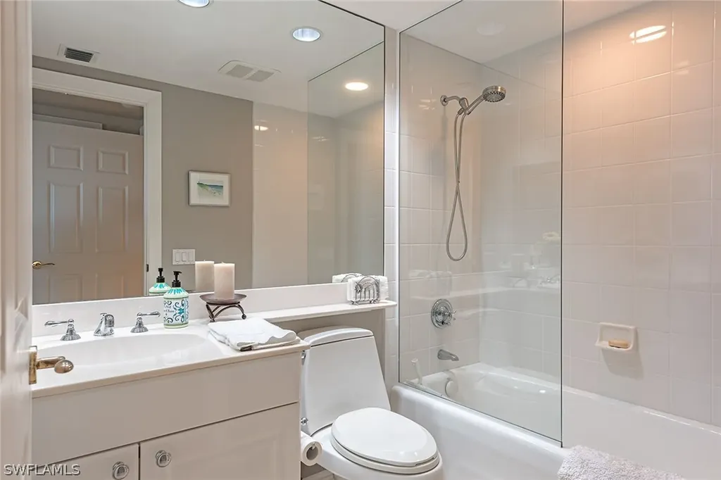 8930 Bay Colony Drive Naples FL 34108