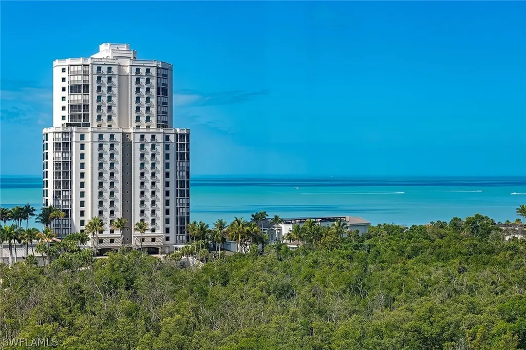 8930 Bay Colony Drive Naples FL 34108