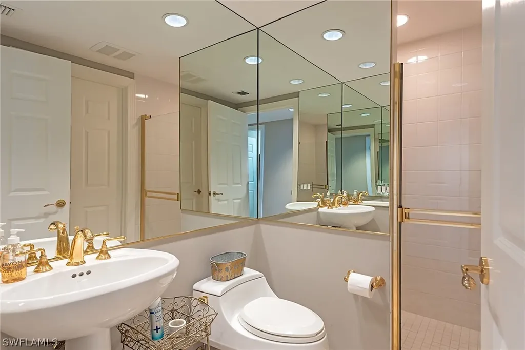 8930 Bay Colony Drive Naples FL 34108