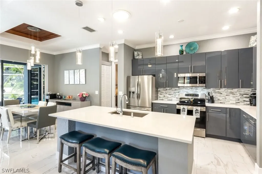 14615 Glen Eden Drive Naples FL 34110
