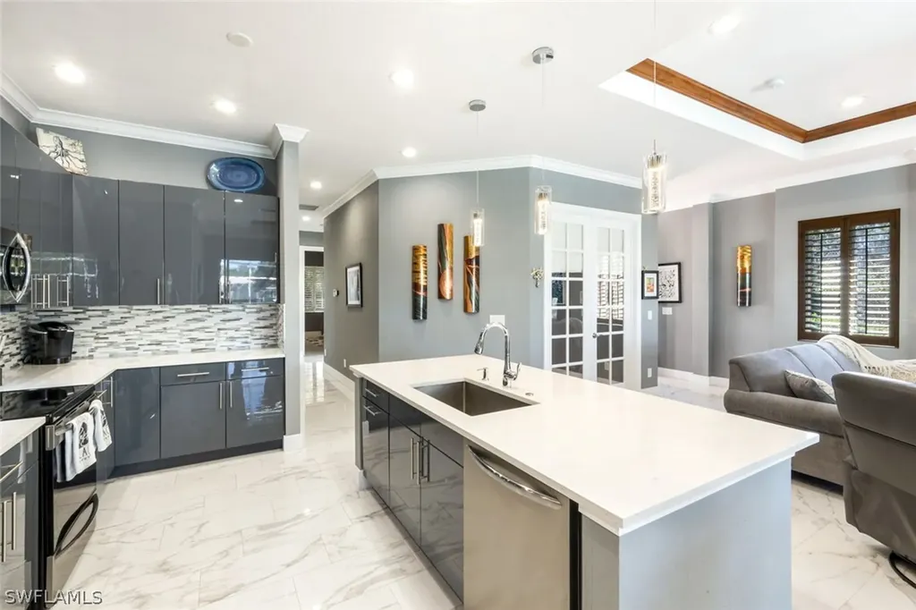 14615 Glen Eden Drive Naples FL 34110