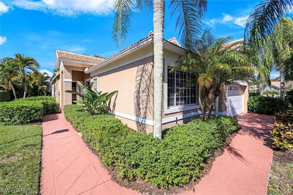 14615 Glen Eden Drive Naples FL 34110