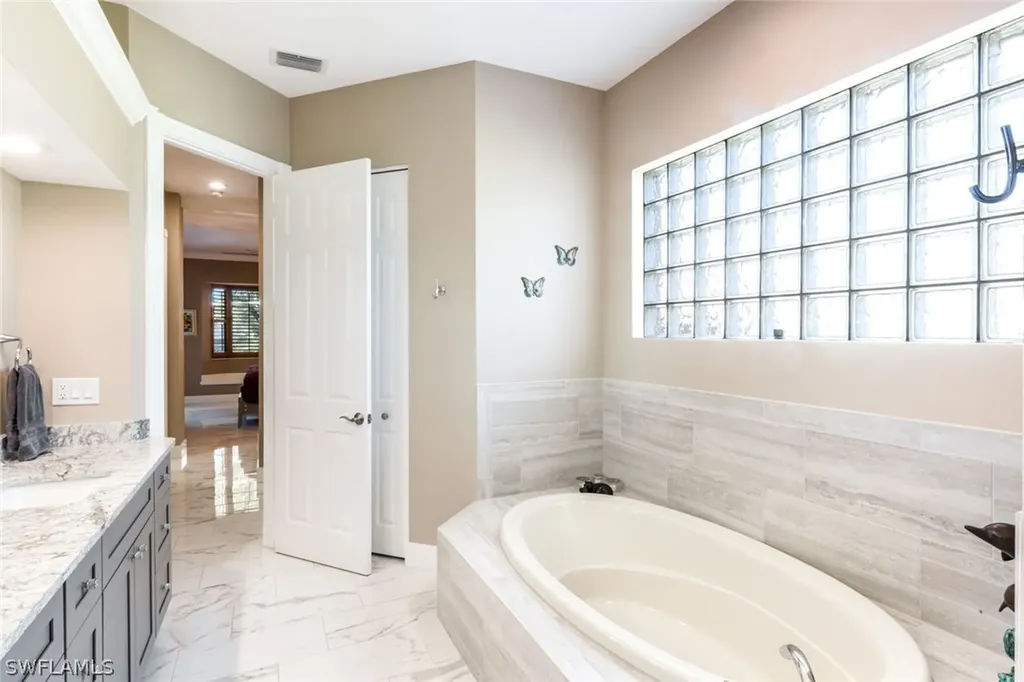 14615 Glen Eden Drive Naples FL 34110