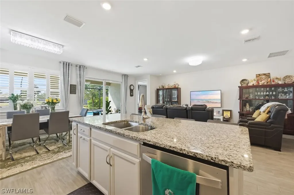 28076 Seasons Tide Avenue Bonita Springs FL 34135
