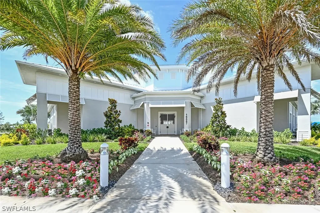28076 Seasons Tide Avenue Bonita Springs FL 34135